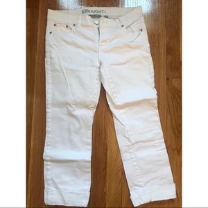 New York & Company white low rise jean capri pants